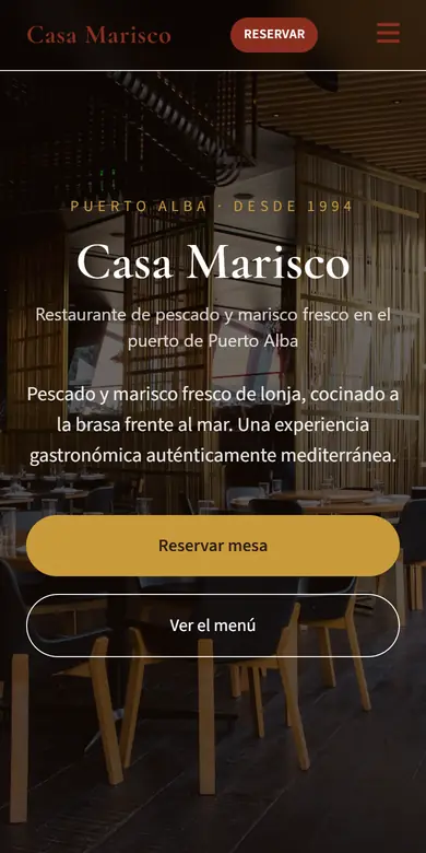 Página de ejemplo de un restaurante de pescado vista en un teléfono
